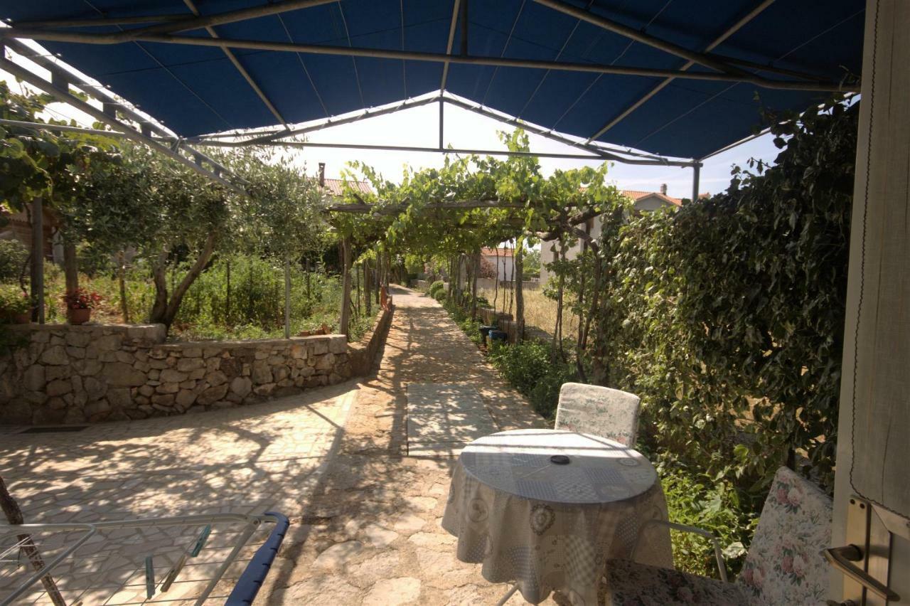 מאלינסקה Apartments Cvelic Milovcic מראה חיצוני תמונה