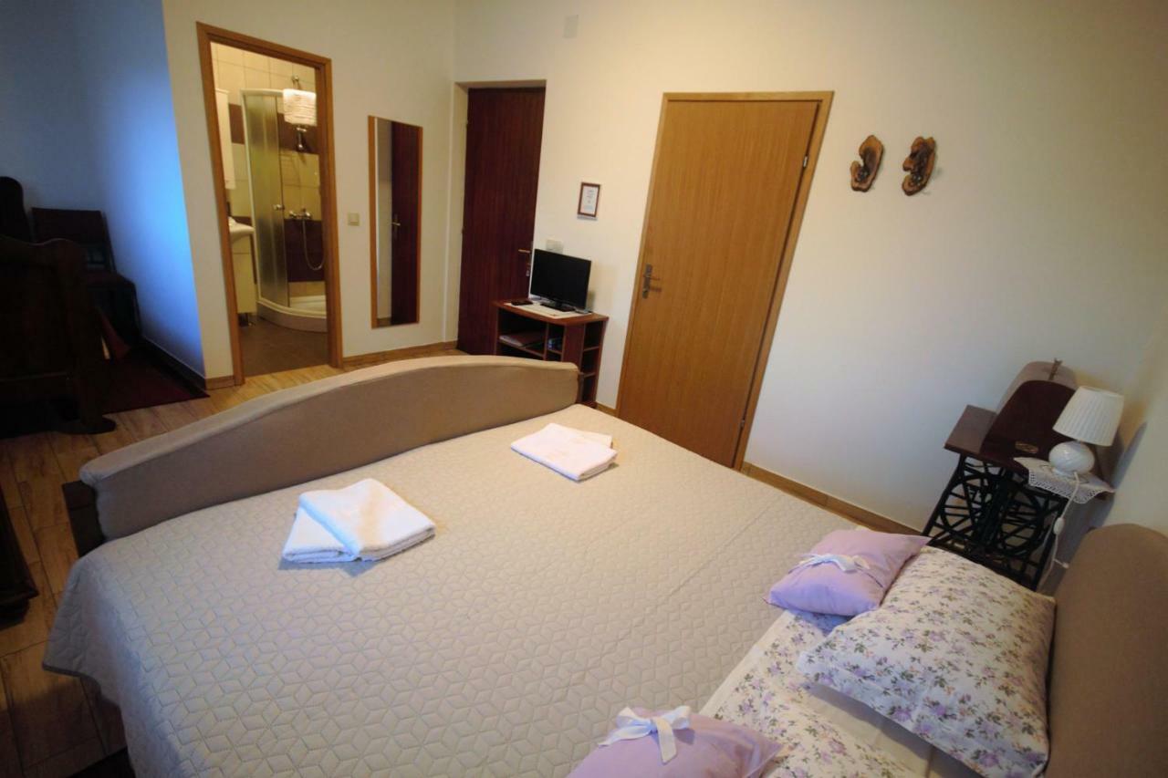 מאלינסקה Apartments Cvelic Milovcic מראה חיצוני תמונה
